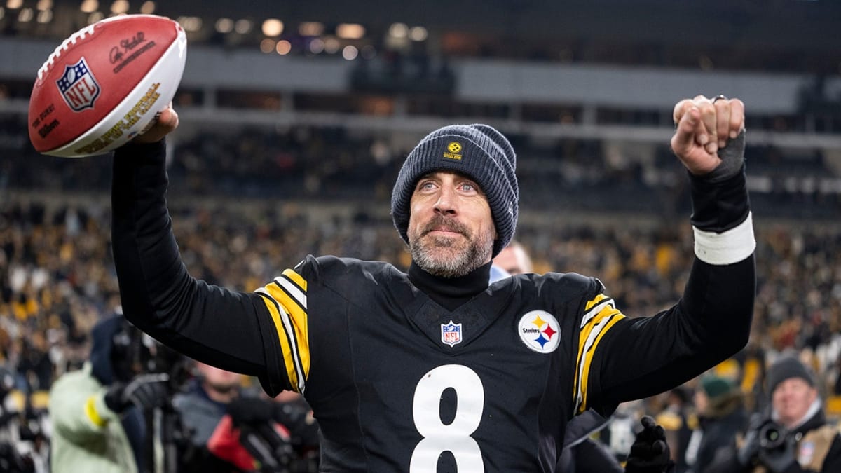 Aaron Rodgers Returns to Steelers for Final Season