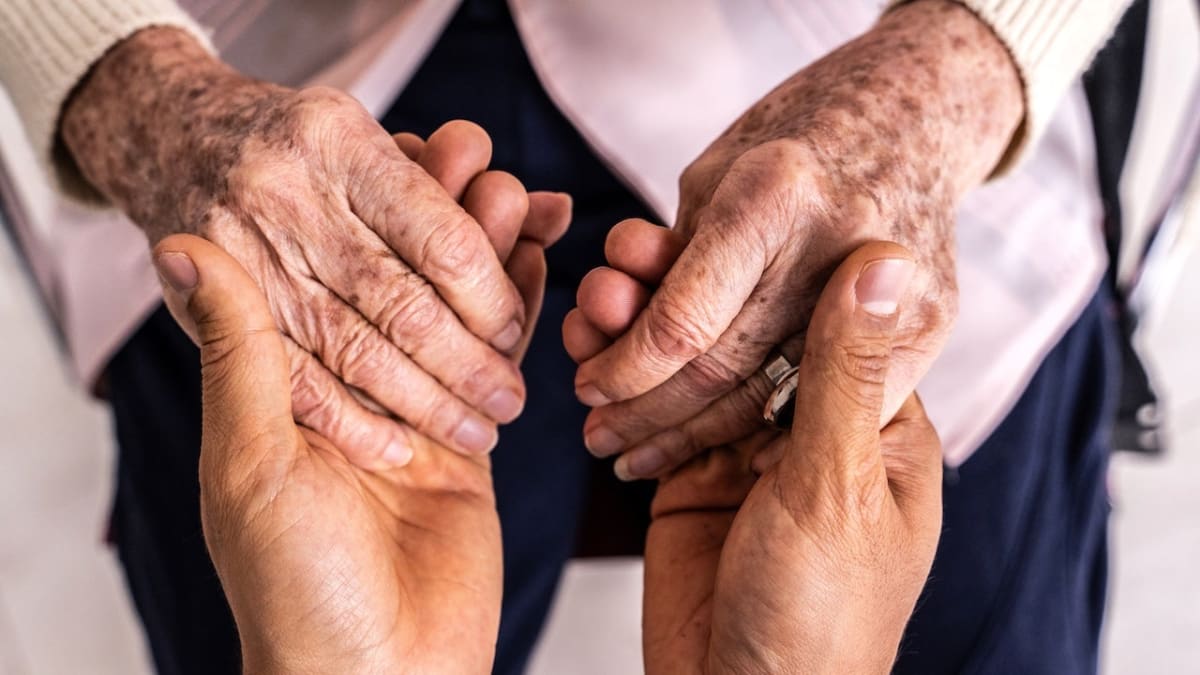 Woman with Alzheimer's Regains Speech After Psilocybin