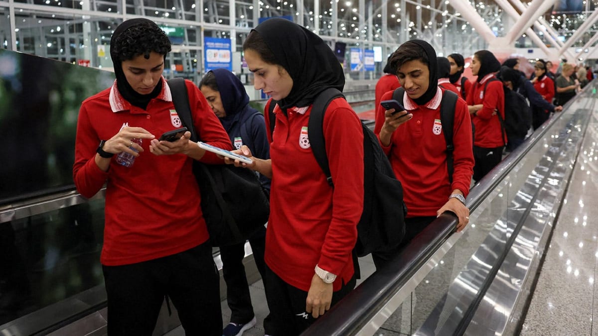 5 Iranian Women Soccer Players Granted Asylum in Australia