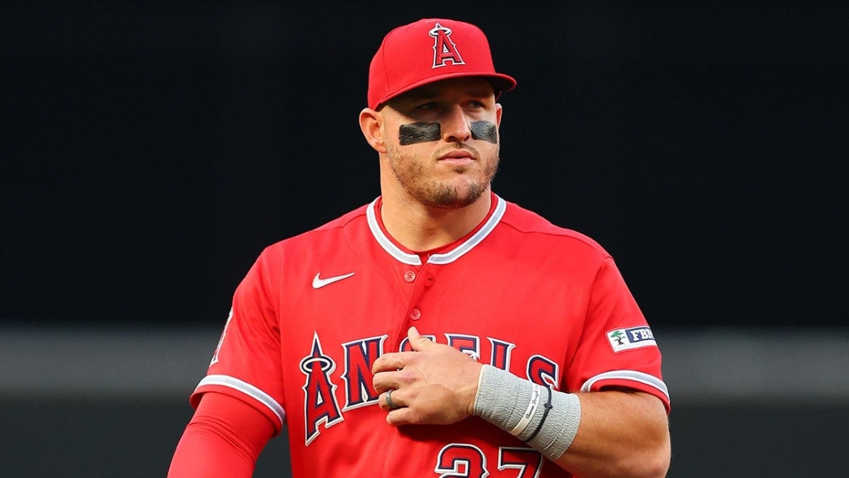 Mike Trout Crushes 5 Home Runs in 4 Games at Yankee Stadium