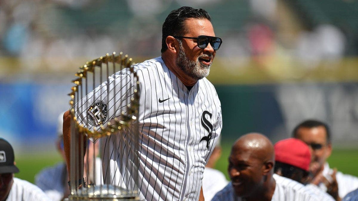 White Sox Retire Ozzie Guillén's #13 in Emotional Surprise