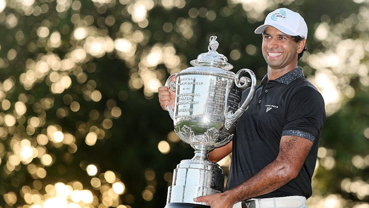 Dad Naps Through Son's First Major Golf Championship Win