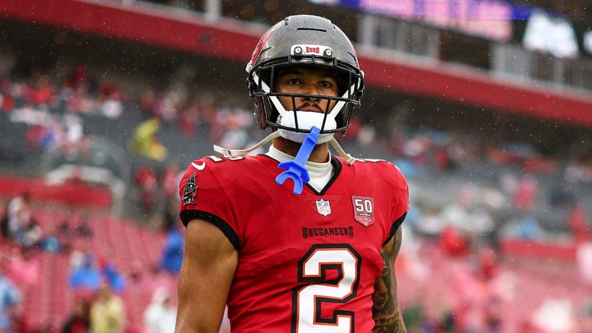 Bucs Rookie Uses NFL Platform to Share Faith, Help Tampa