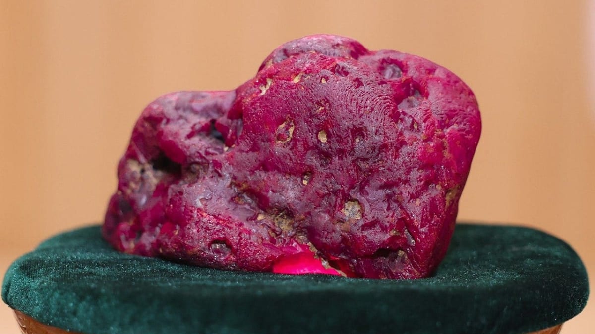 Massive 11,000-carat purplish-red ruby displayed at government office in Burma