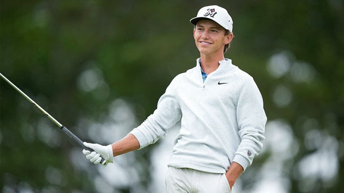 Teen Golfer Surprises Dad With U.S. Open Caddie Gift