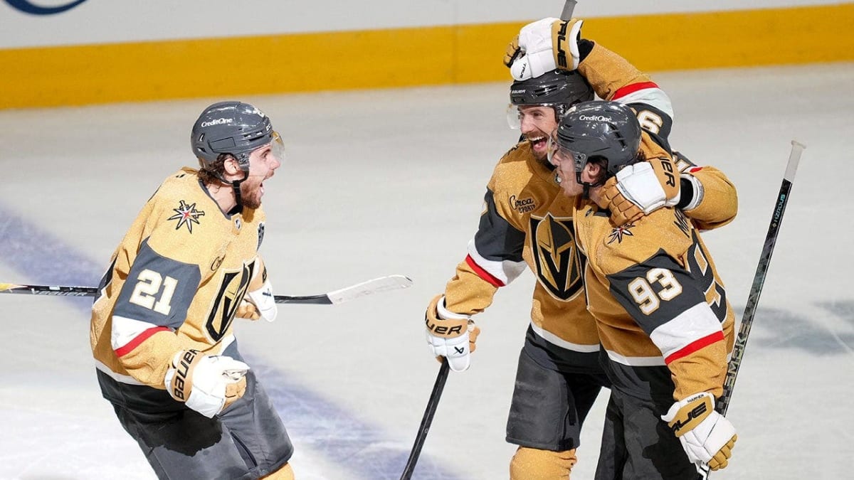Vegas Golden Knights players celebrate game-winning goal in double overtime Stanley Cup playoff game