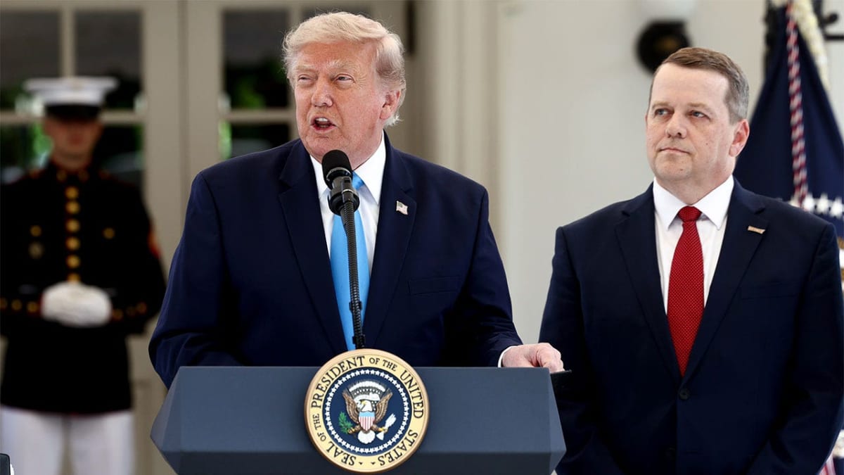 President Trump and Transportation Secretary Sean Duffy announce Freedom Haulers Initiative at White House ceremony