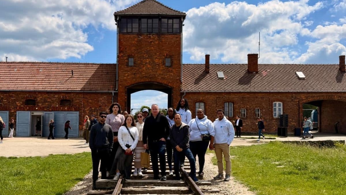 Black and Jewish Students Unite After Warsaw Racism Incident