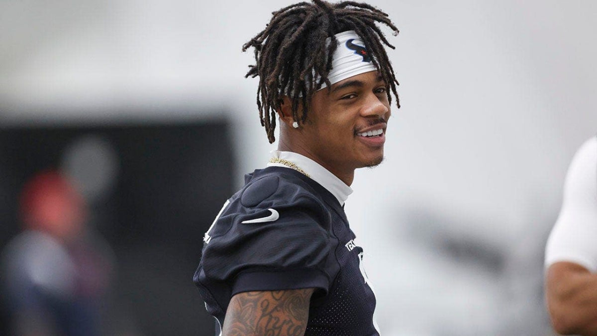 Tank Dell Practices in Pads Nearly 2 Years After Injury