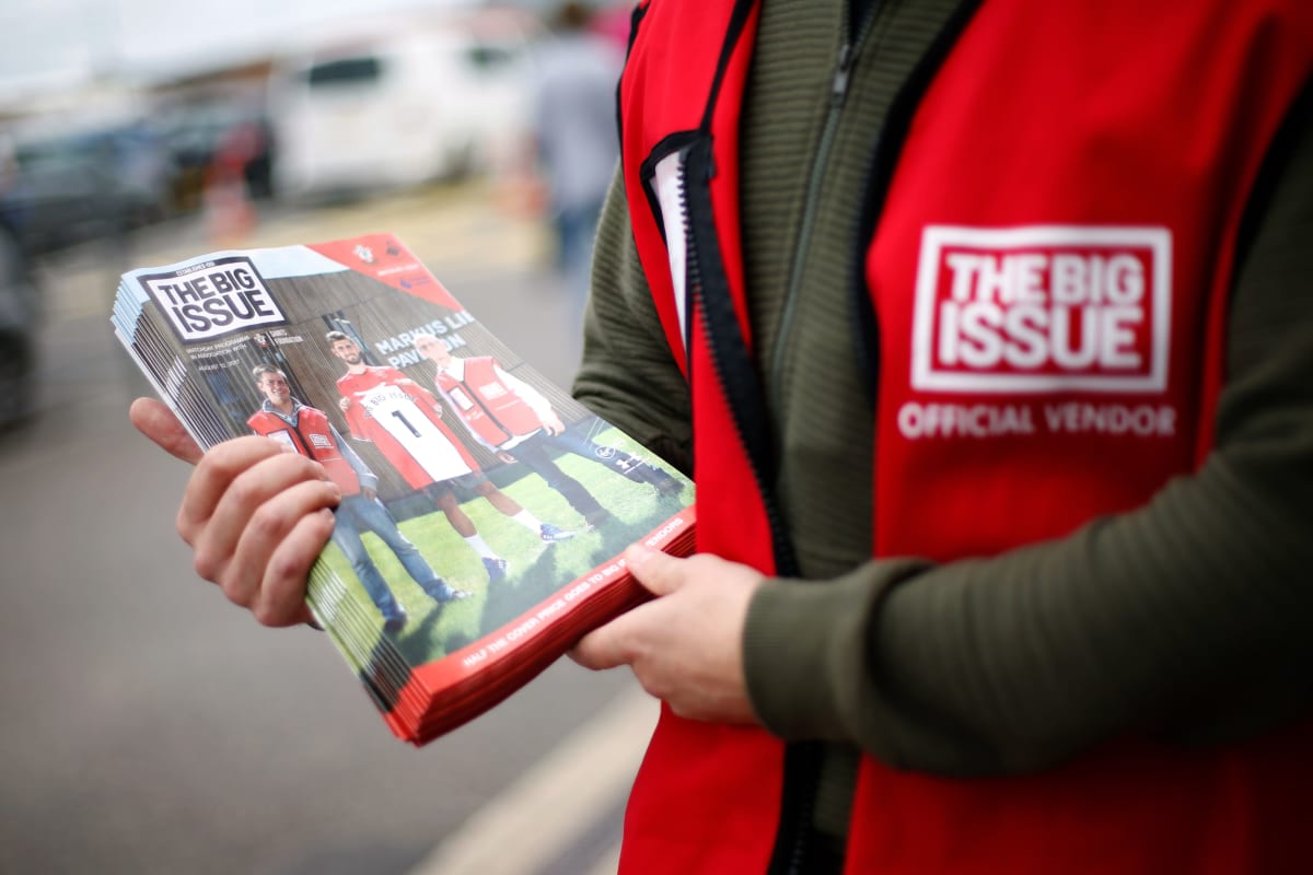 3,300 UK Vendors Earned £3.3M Selling Big Issue in 2024 - Image 2