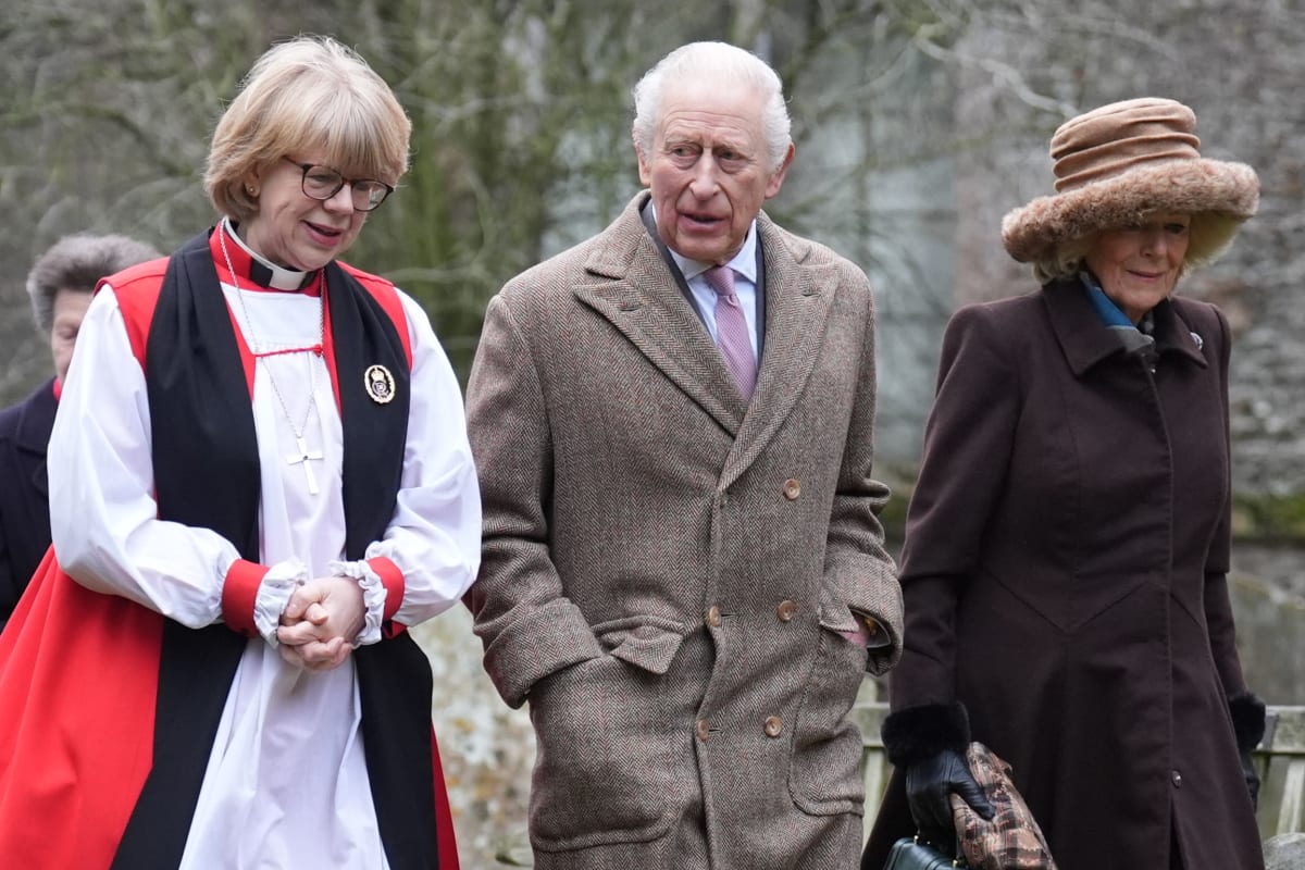 First Woman Archbishop of Canterbury Walks 87 Miles to Role - Image 3