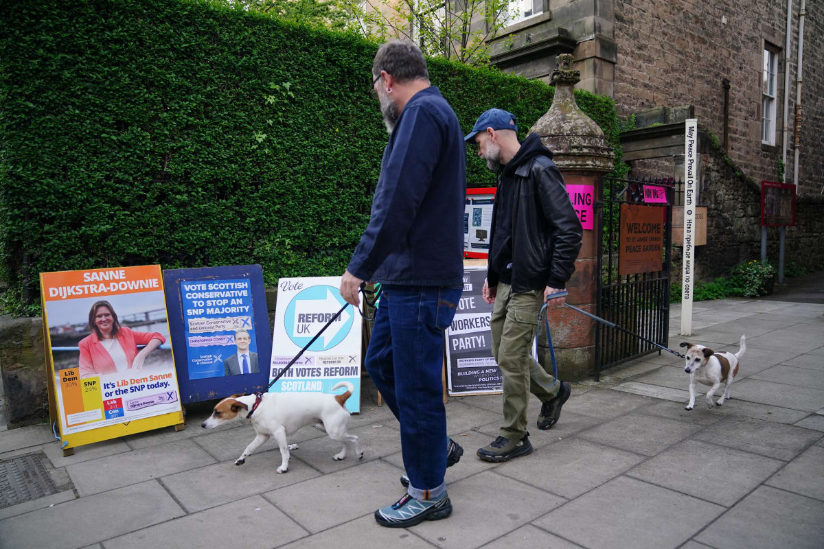 Dogs Join UK Voters at Polling Stations Across Country - Image 3