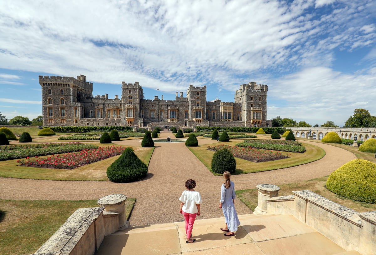 King Charles Opens Venus-Inspired Garden at Windsor Castle - Image 3