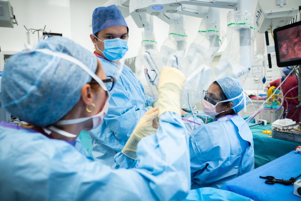 AI Color-Codes Organs During Surgery, First Used in UK - Image 3