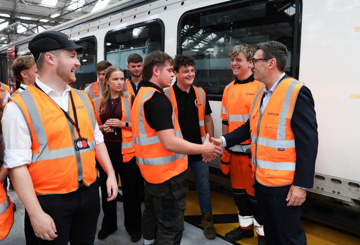UK Offers Families £4,500 to Support Teen Apprenticeships - Image 3
