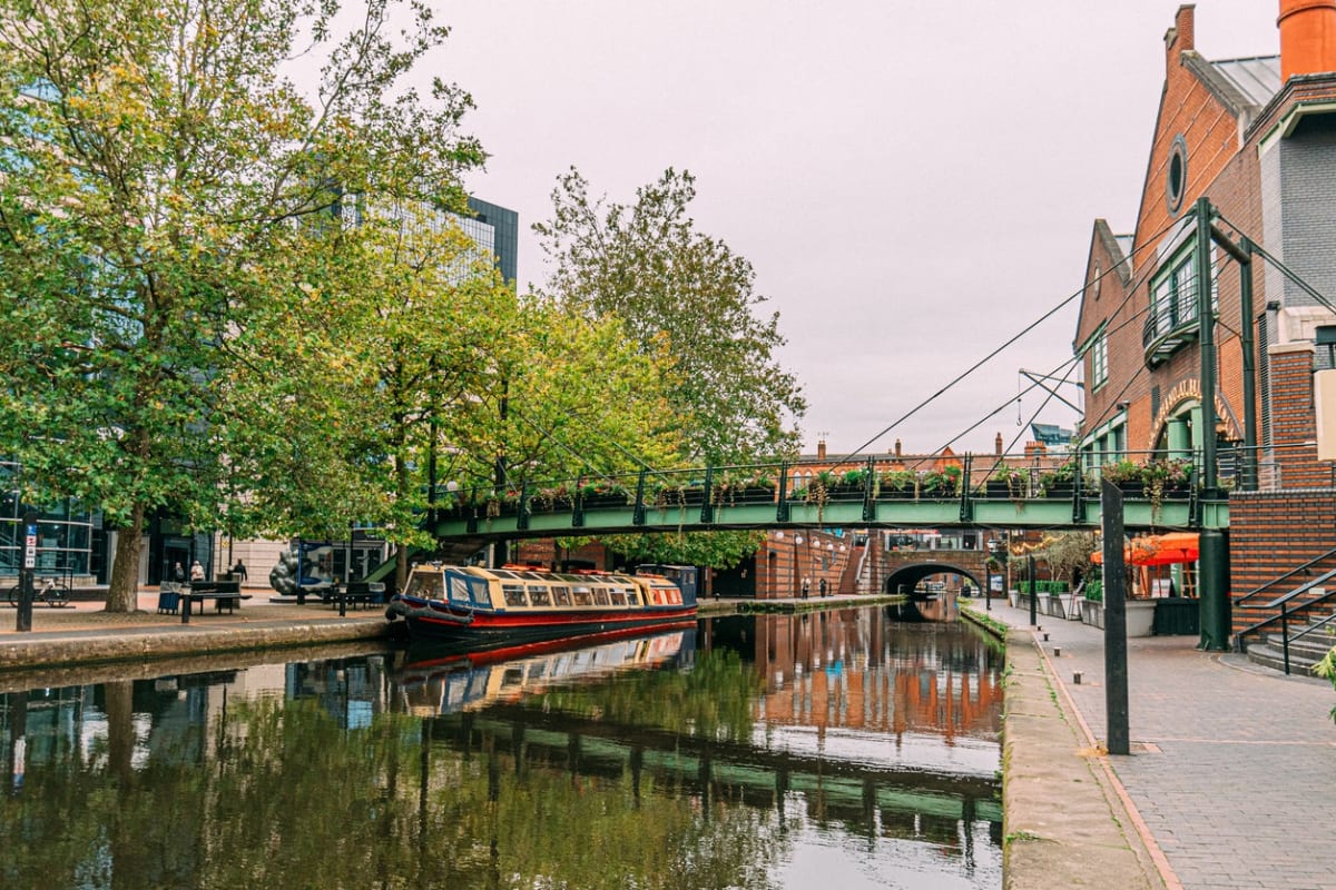 Urban Canals Cool Cities by 2°C During Heatwaves - Image 2