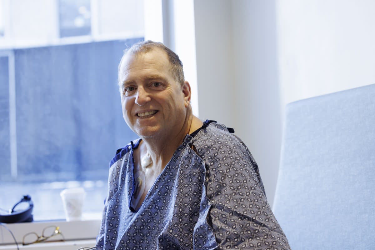 Man Lives 9 Months With Pig Kidney in Medical First