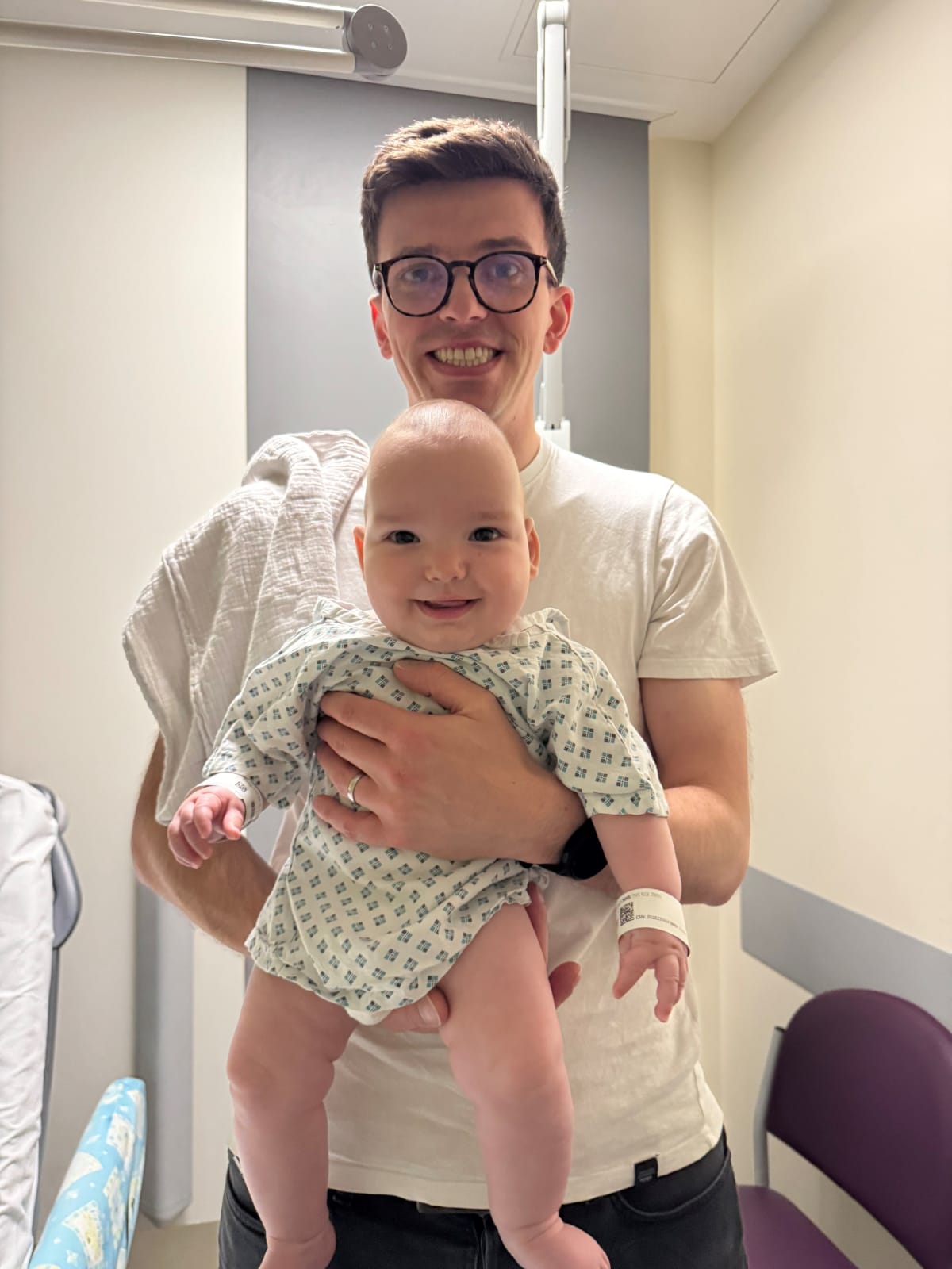 Toddler Gets World-First Surgery With Super Elastic Springs - Image 4