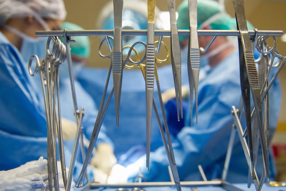 4 in 5 Rectal Cancer Patients Avoid Major Surgery in UK Trial