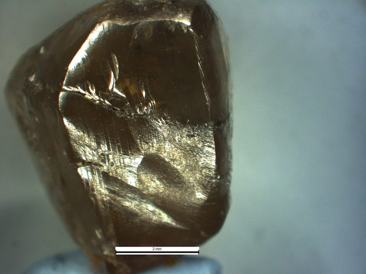 Diamonds Reveal New Minerals from 660km Below Earth - Image 3