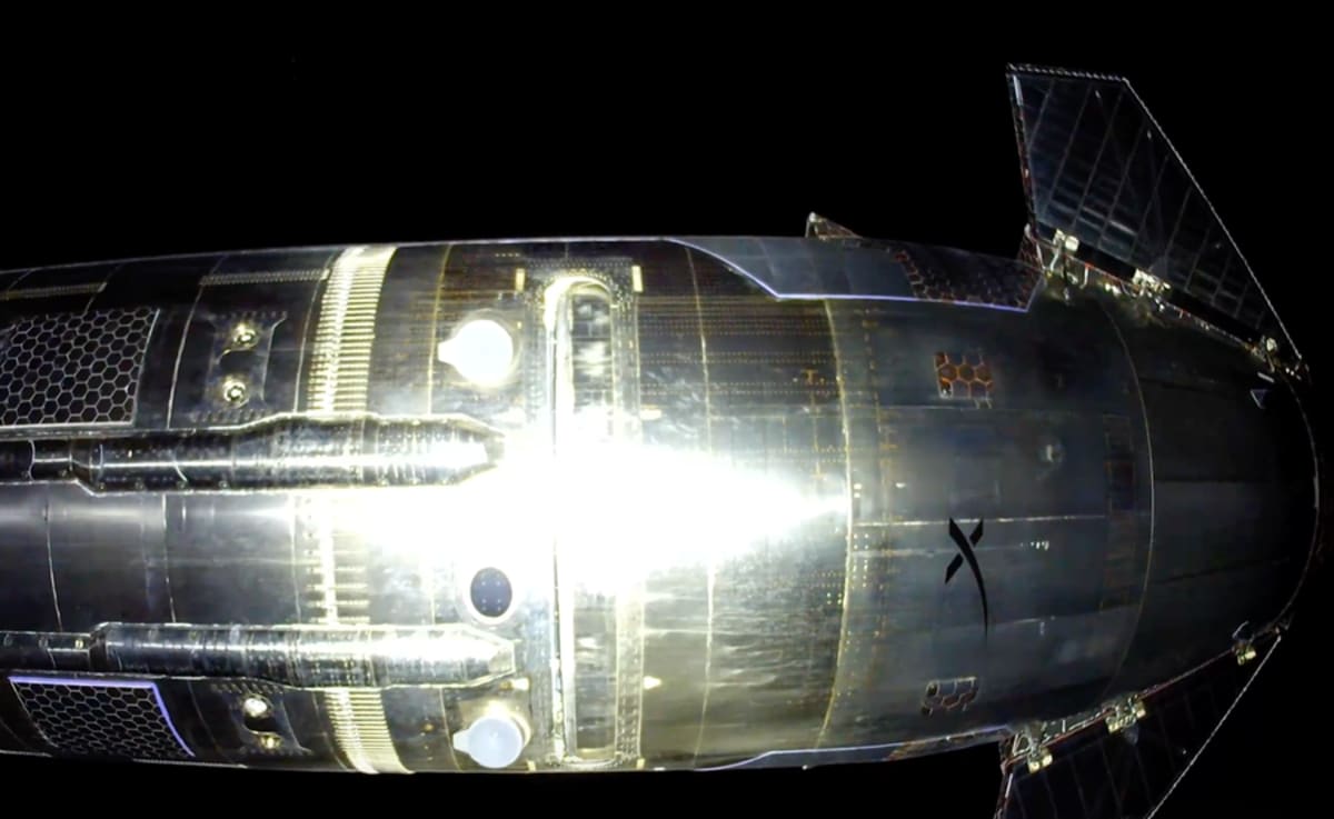 SpaceX's Starship V3 Nails Test Flight on Return to Space - Image 3