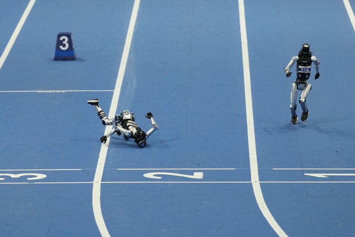 Robots Break Bolt's Record at World Humanoid Games - Image 4