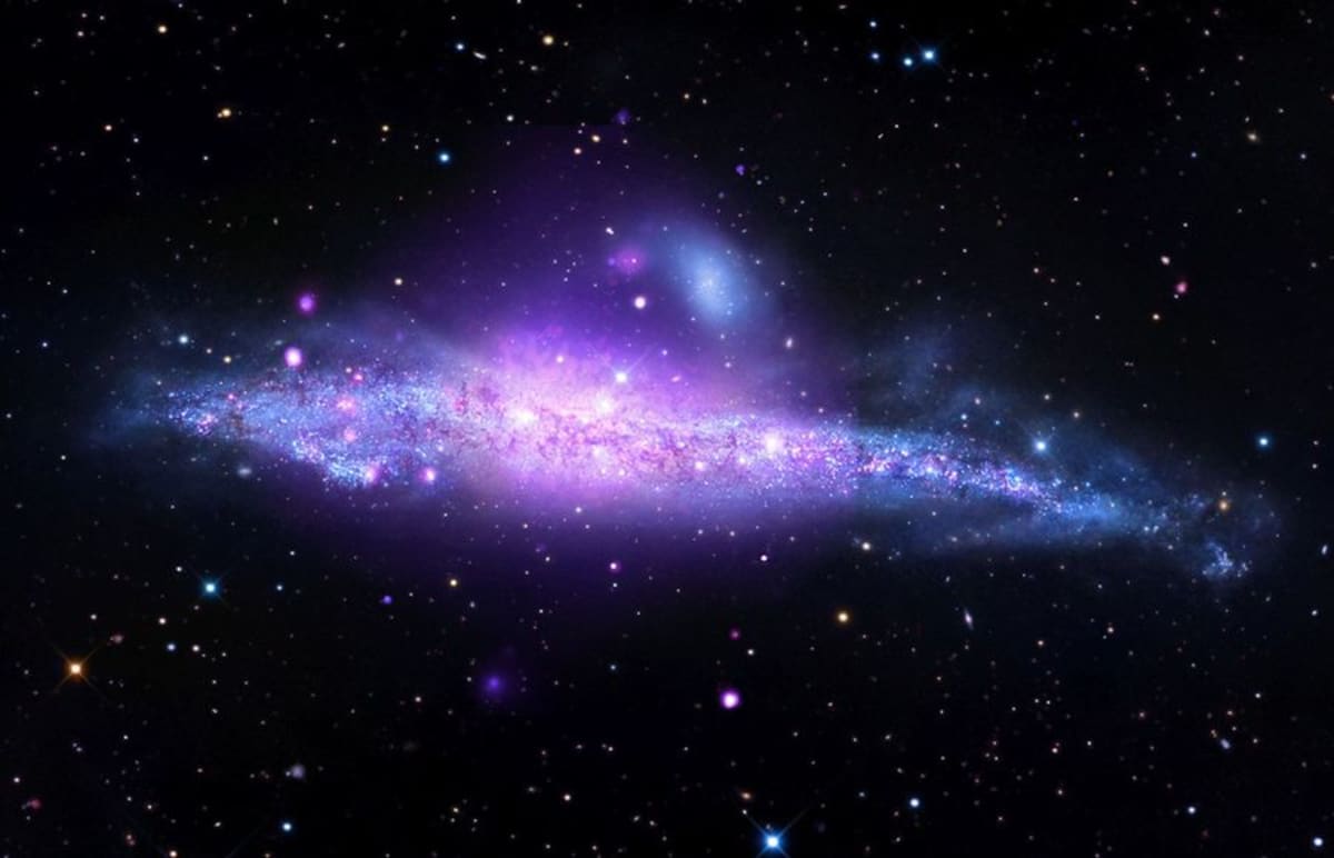 NASA Releases 16 Stunning New Galaxy Photos - Image 3