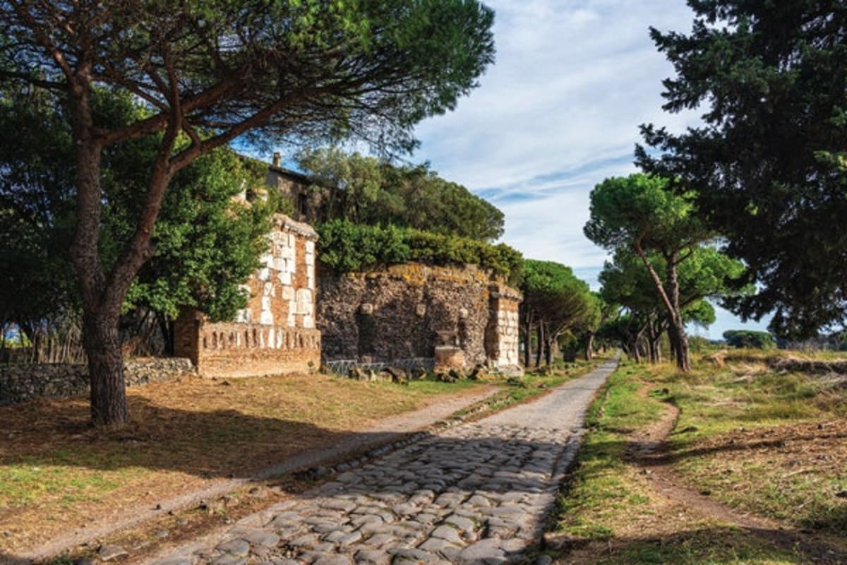 Scientists Map 300,000 KM of Lost Roman Roads - Image 2