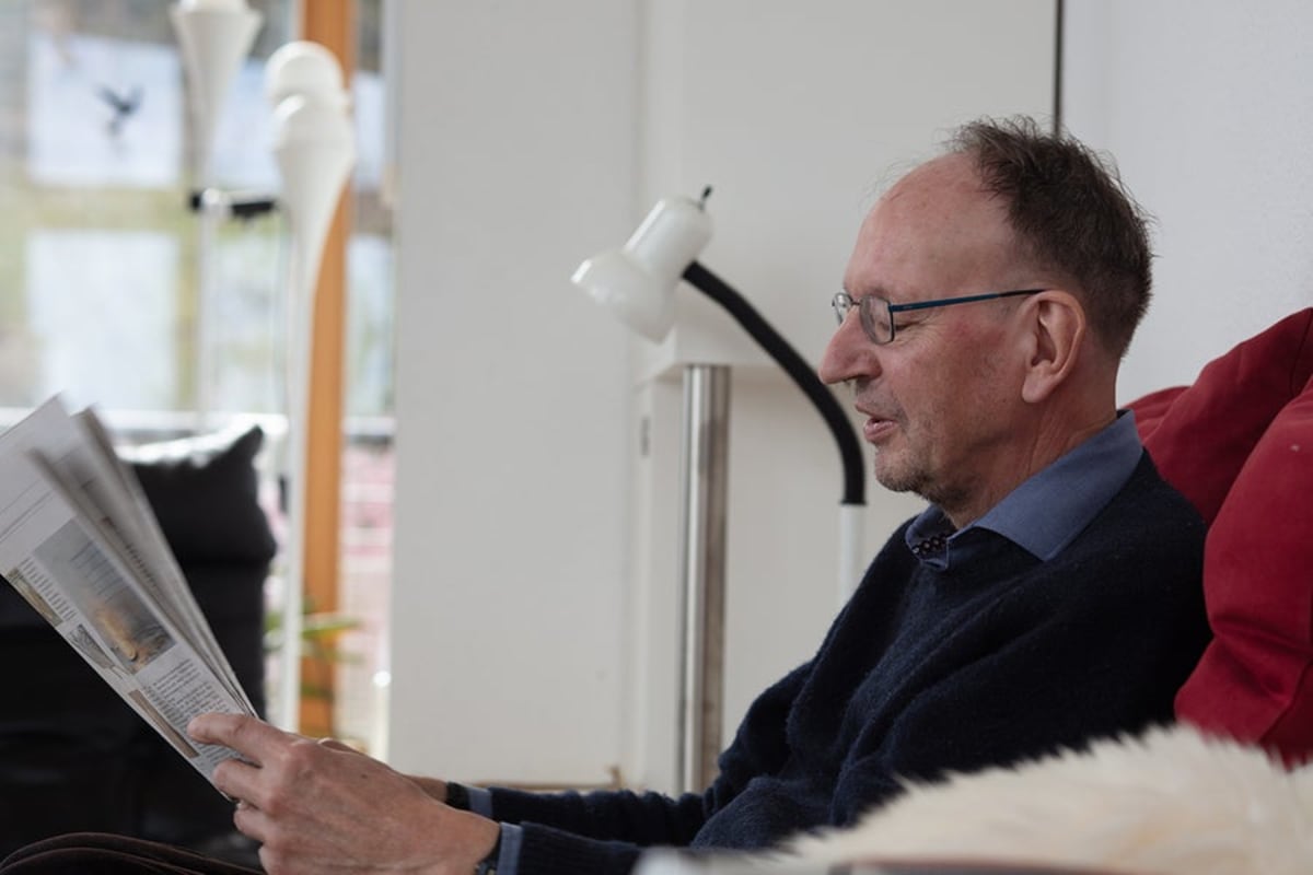 Gerd Faltings, elderly German mathematician with gray hair, receiving mathematics' prestigious Abel Prize