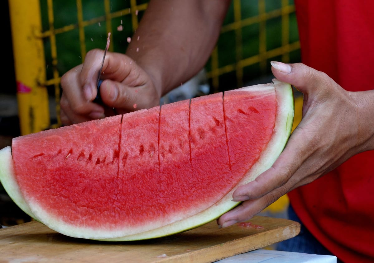 Watermelon Juice Boosts Heart Health in New Study - Image 2