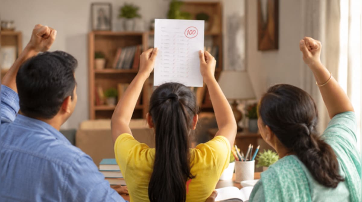 How Top Students' Parents Build Confidence at Home - Image 2