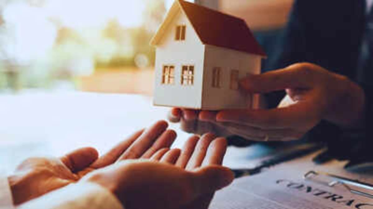 Bengaluru Clears 1,242 Property Titles in One Day - Image 2