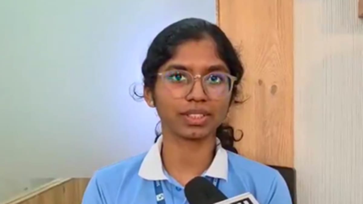 Student Ditches Phone for a Year, Scores AIR 5 on NEET Exam - Image 3