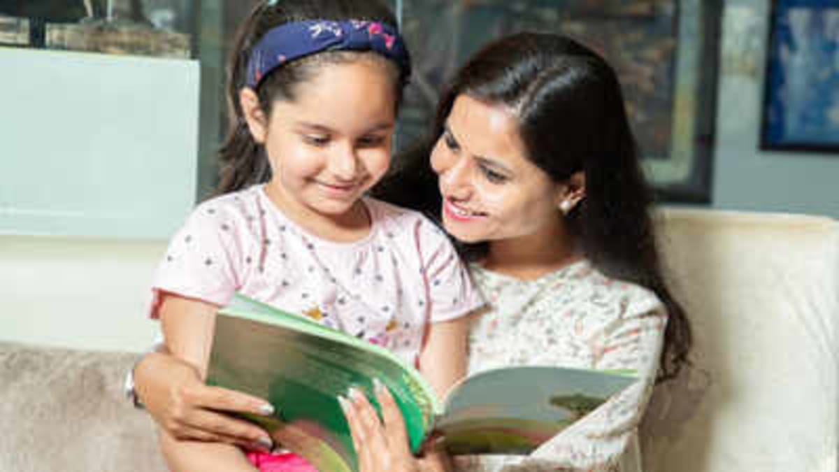 6 Parenting Habits That Create Kids Who Love Reading - Image 2