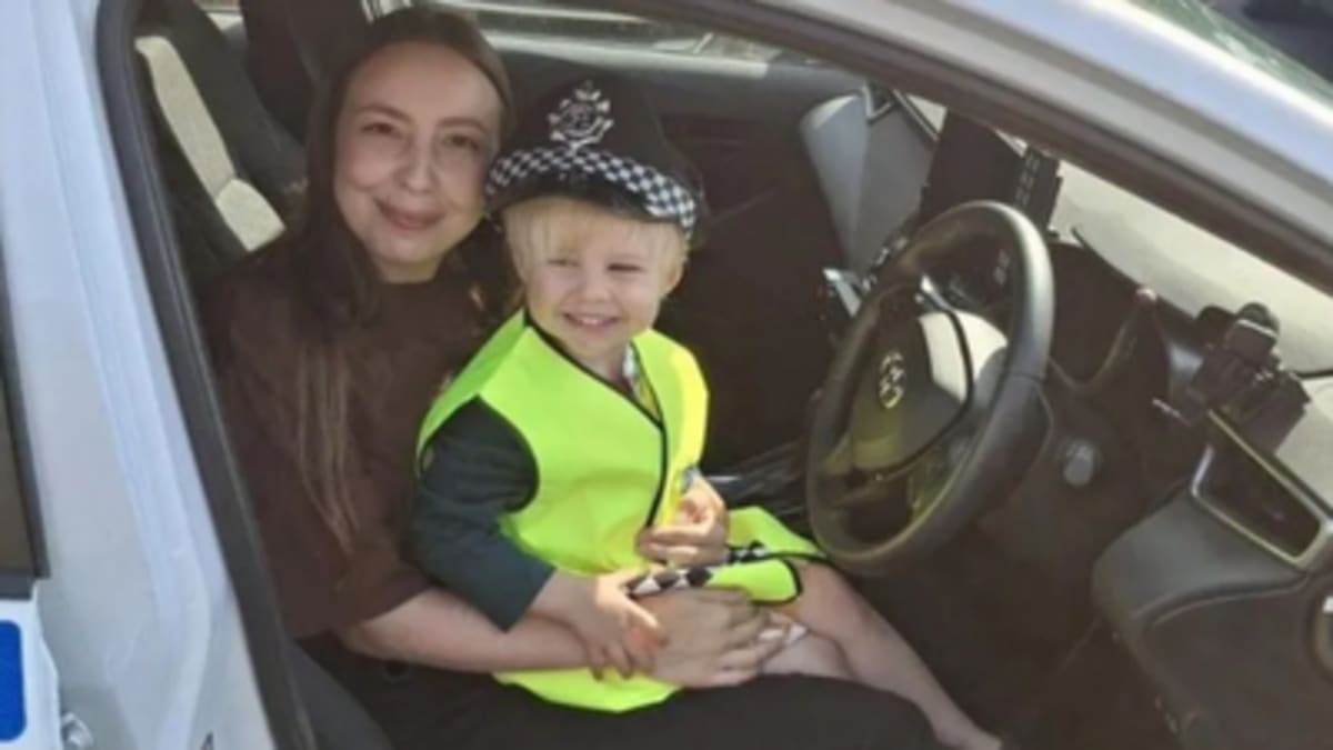 3-Year-Old Calls 999, Saves Mom's Life in UK - Image 2