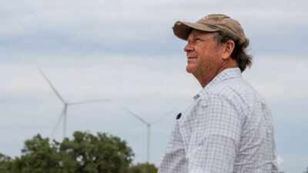 Texas Rancher's Wind Turbines Now Fund His Family Ranch - Image 2