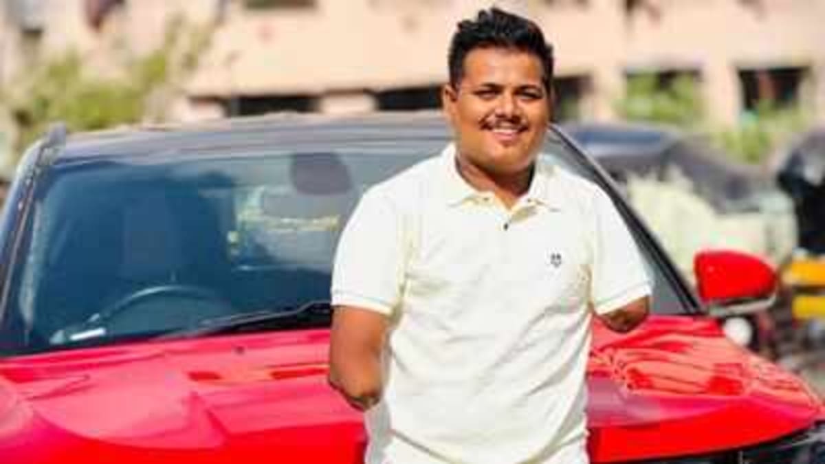 Driver Rebuilds Life After Losing Both Hands in Accident - Image 2
