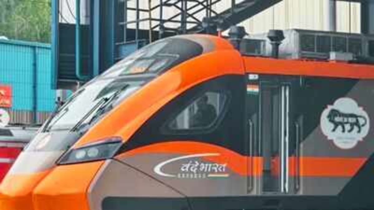 India's Delhi-Varanasi Route Gets Second Sleeper Train - Image 2