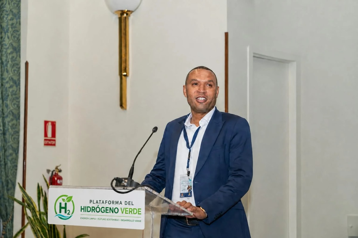 Moroccan entrepreneur Mbark Baaziz standing at renewable energy construction site in Spain