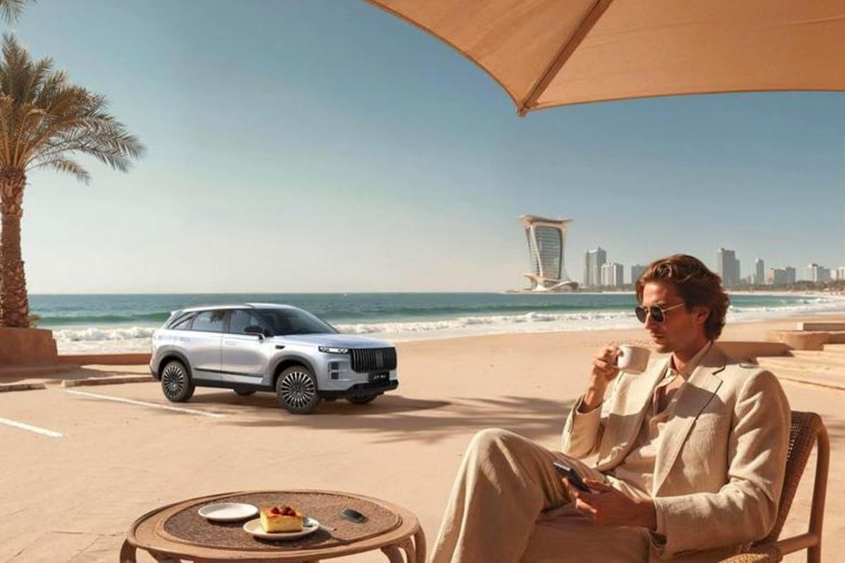 UAE Gets AI Cars That Park Themselves in Summer Heat