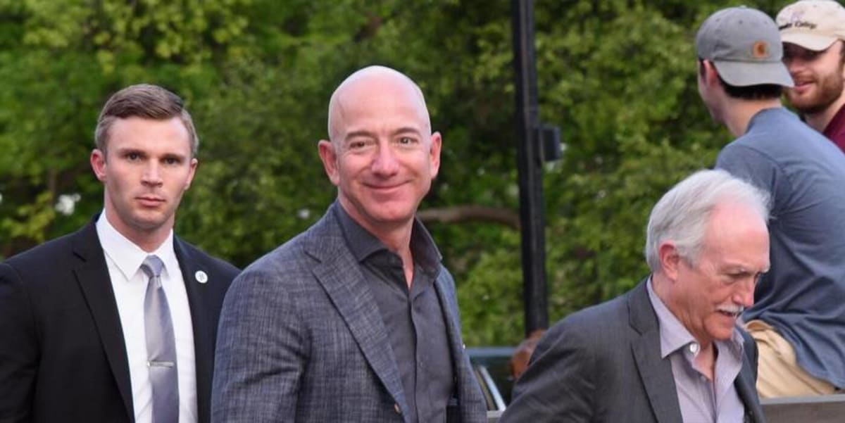 DiCaprio and Bezos Commit $200M to Save 100 Species - Image 4