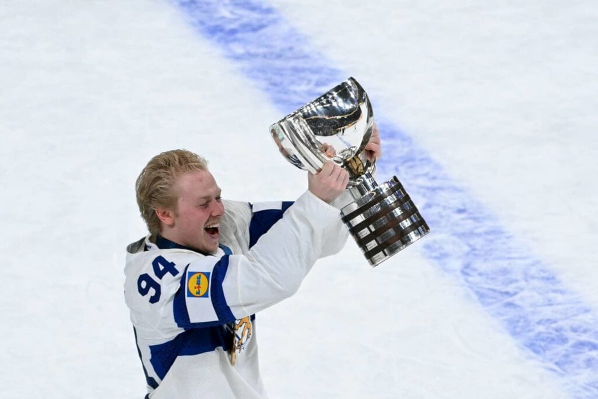 Finland Wins Hockey Gold on Overtime Goal by Helenius - Image 2