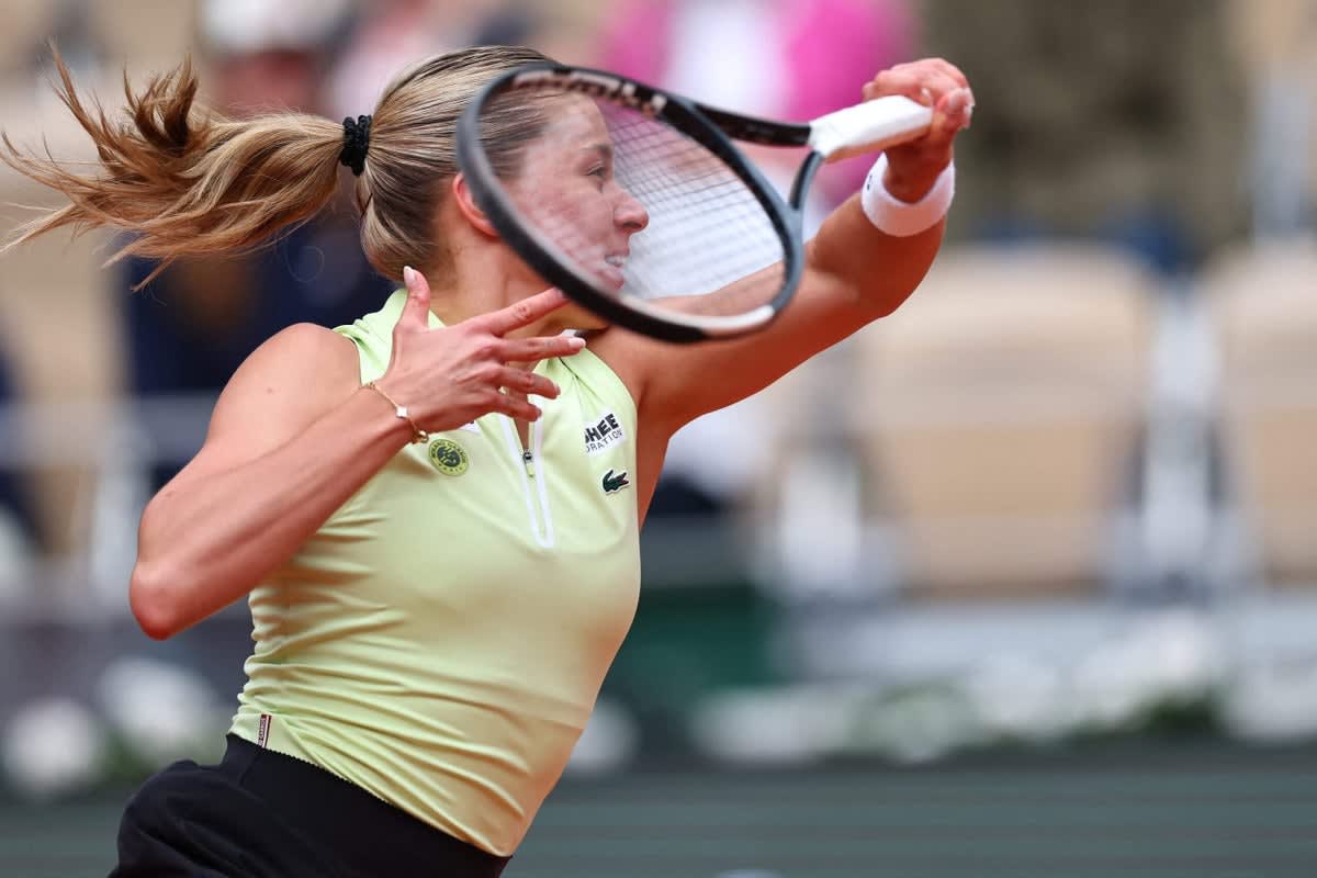 Polish Underdog Reaches French Open Final After Battling Depression