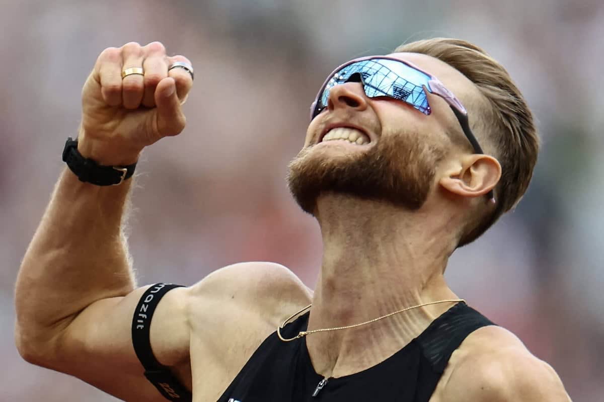 Josh Kerr Breaks 1999 Mile World Record in 3:42.66
