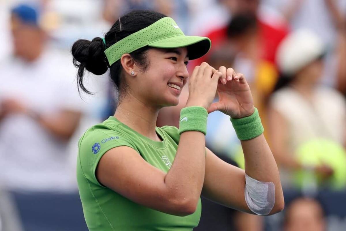 21-Year-Old Alex Eala Wins First Filipino WTA Tennis Title - Image 2