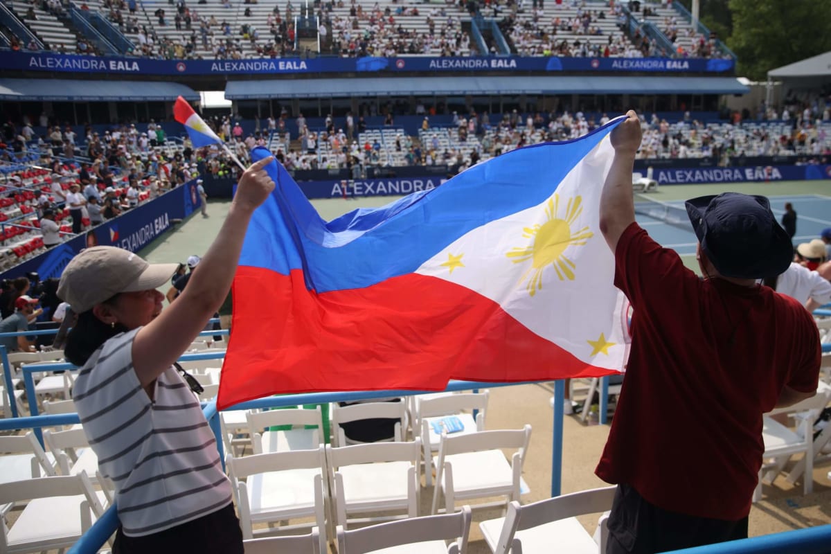 21-Year-Old Alex Eala Wins First Filipino WTA Tennis Title - Image 4