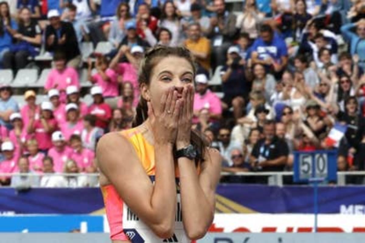 23-Year-Old Breaks 38-Year Discus Record Set Before Birth - Image 5