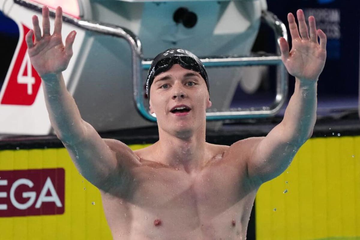 Teen Swimmer Shatters 1,500m World Record by 4 Seconds - Image 2