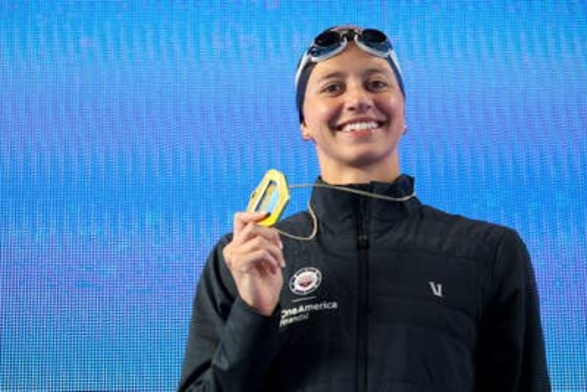 Hockey Star Switches to Swimming, Now Olympic Favorite - Image 5