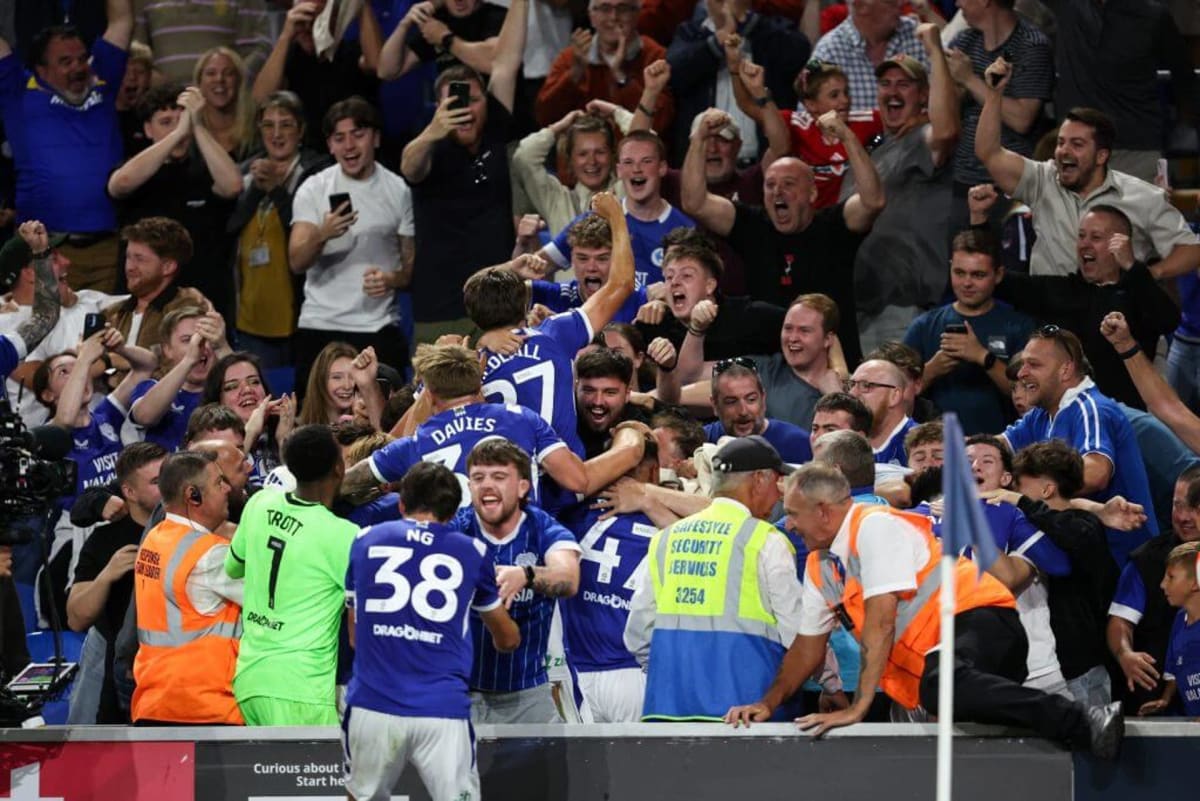 Half Million Fans Pack English Football at Bargain Prices - Image 2